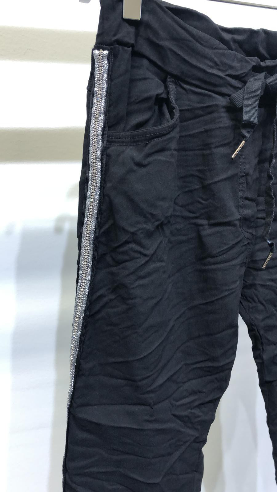RHINESTONE SIDE STRIPE CRINKLE JOGGER