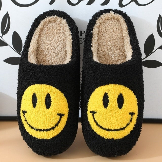 SMILEY FACE FLUFFY SLIPPERS 2 COLORS