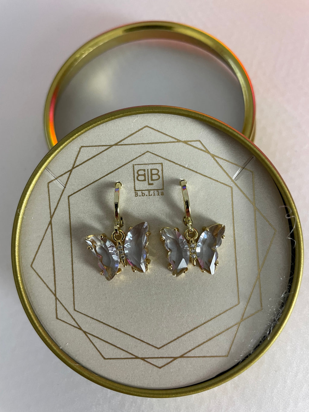 BUTTERFLY EAR HUGGIES