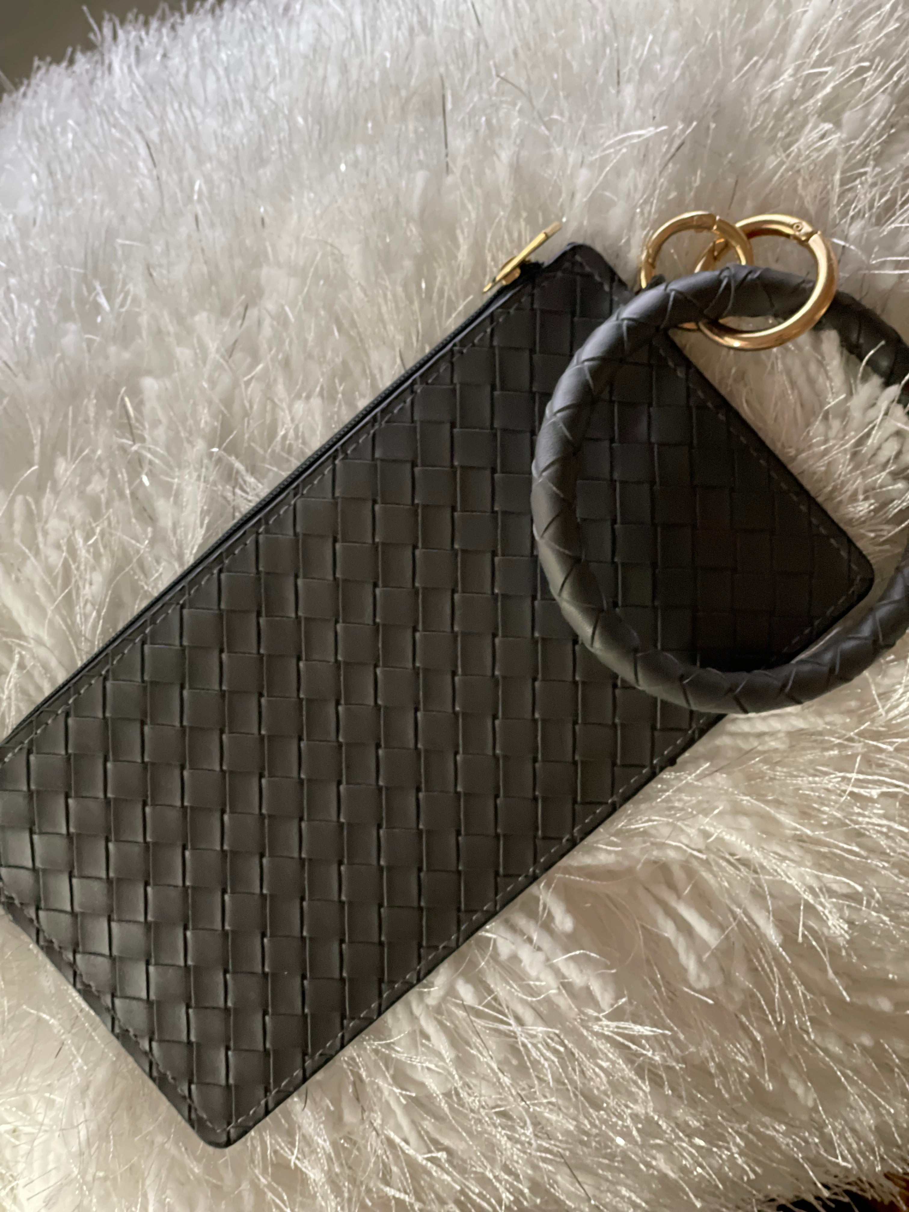 RING WRISTLET CLUTCH WALLET