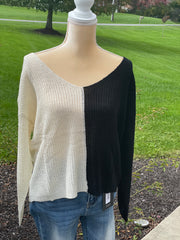 LONG SLEEVE SWEATER