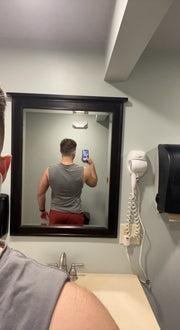 MEN CUT-OFF TOP