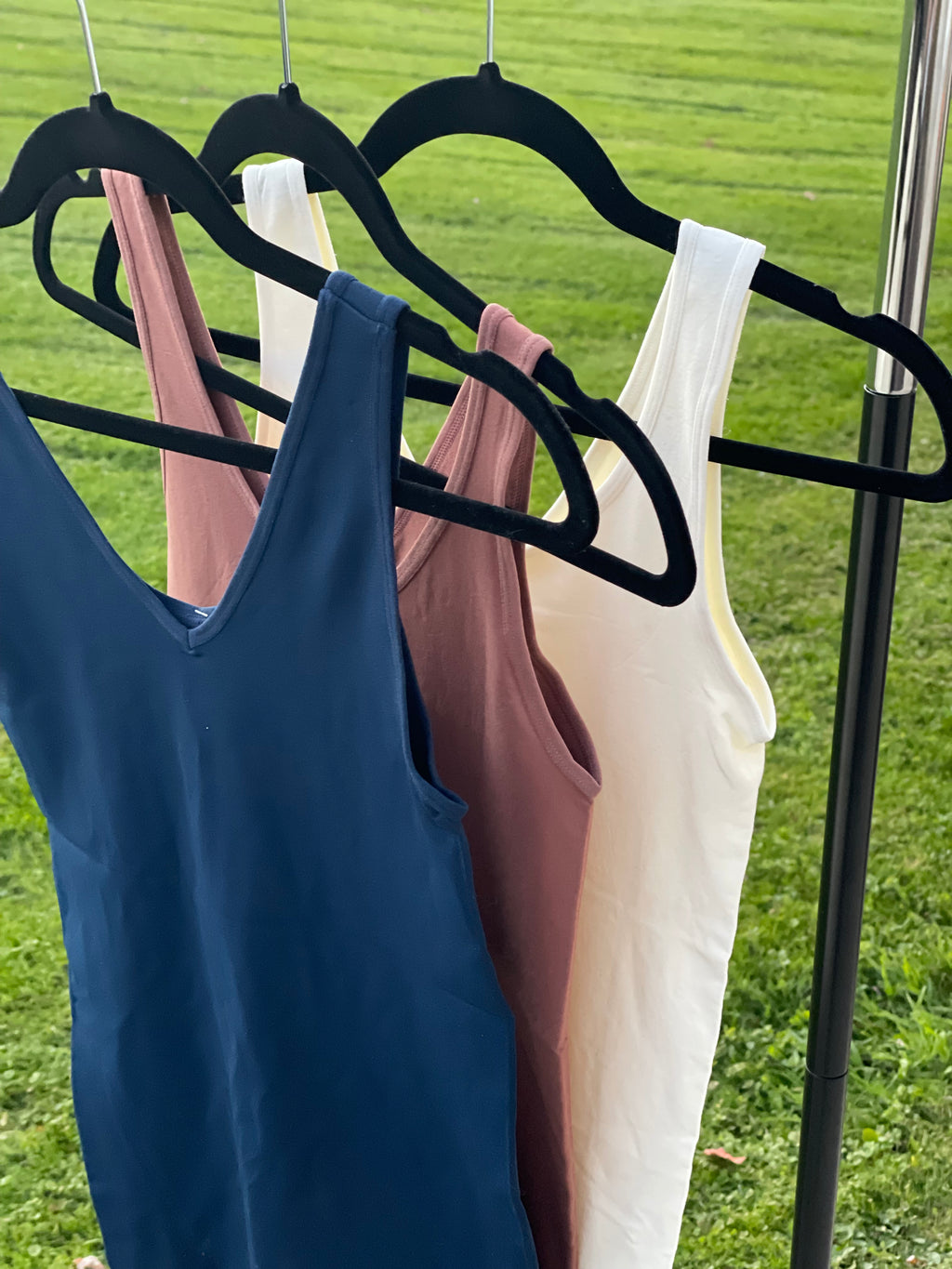 REVERSIBLE SEAMLESS TANK -10 COLORS