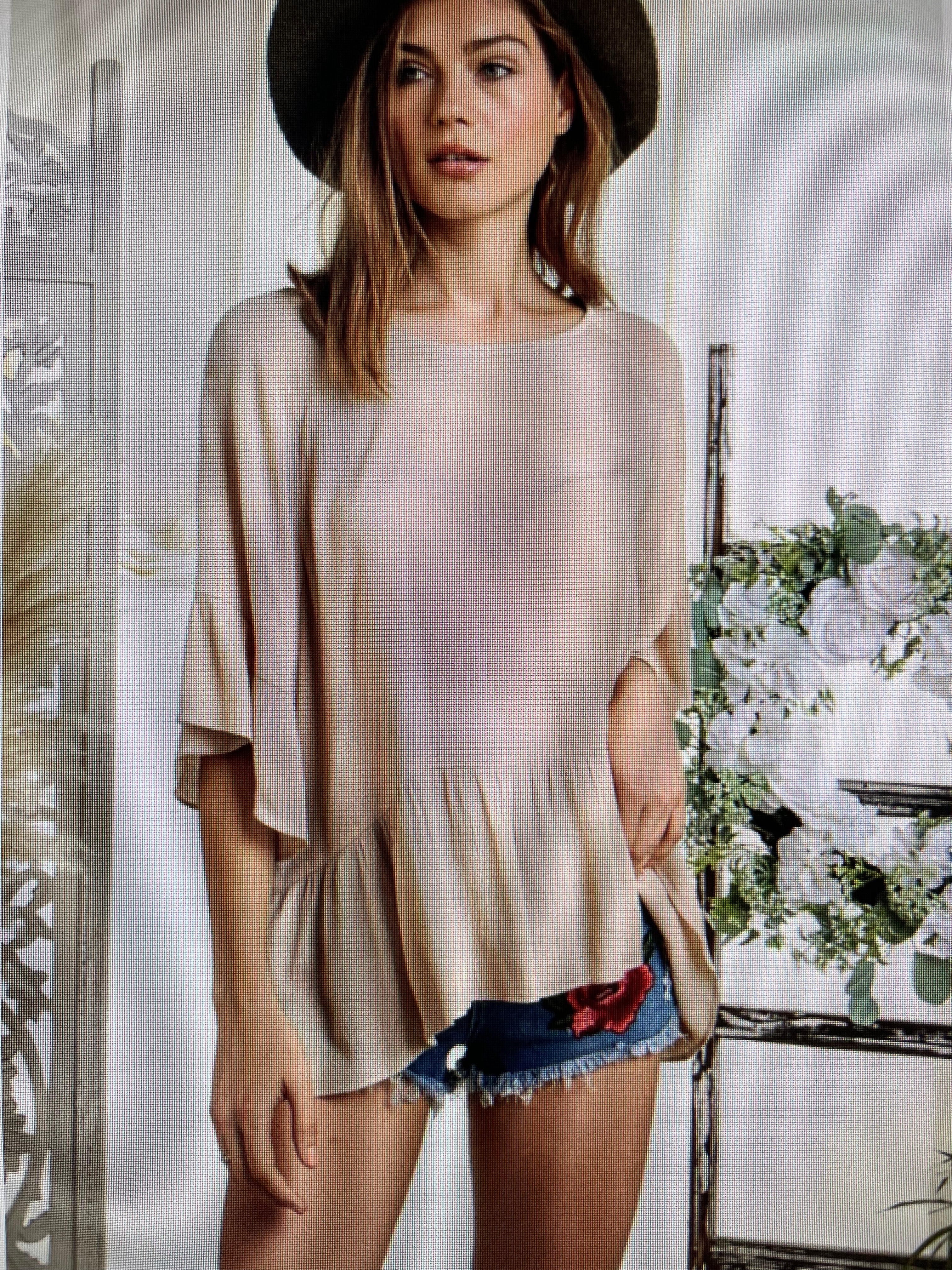 DRAPED BLOUSE TOP