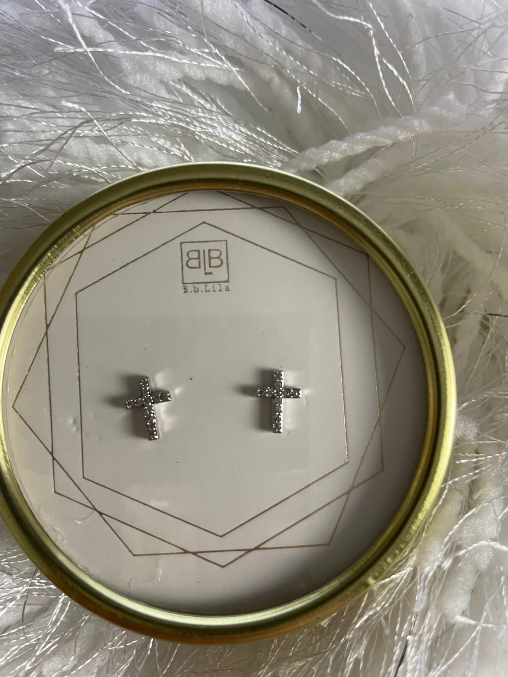 HE IS STUDS GOLD/SILVER