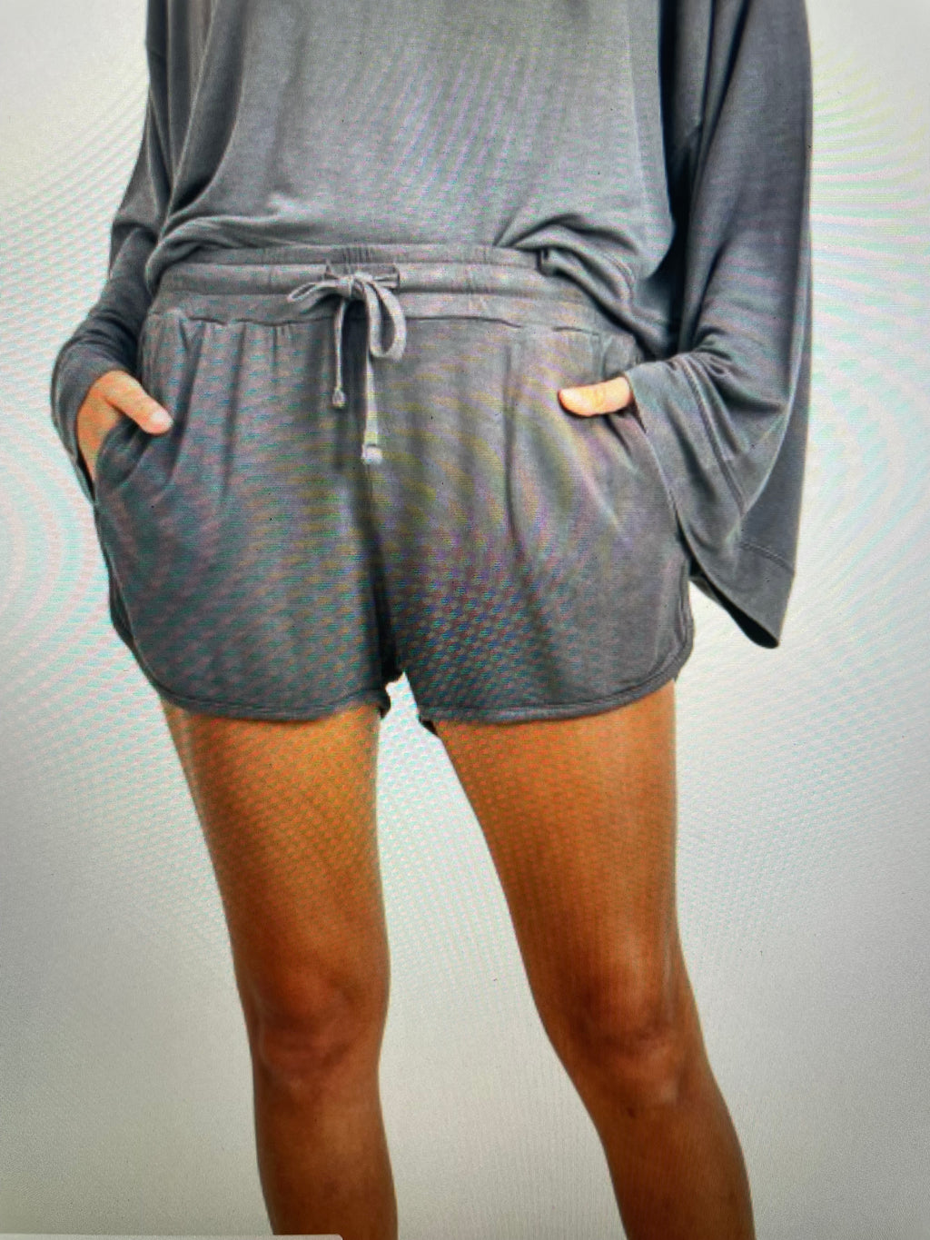 MINERAL WASH SHORTS 2 COLORS