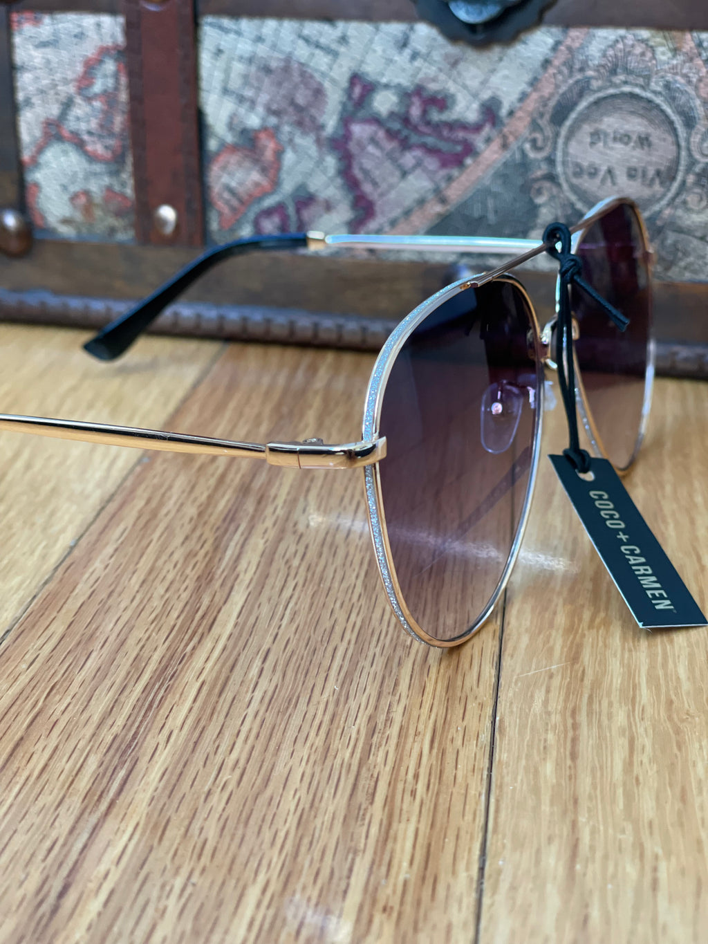 HILARY AVIATOR SUNGLASSES WITH SPARKLE LENS SILVER