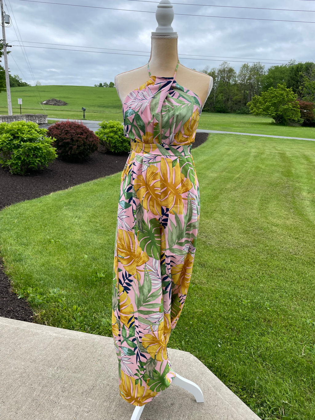 TROPICAL PRINT JUMPSUIT