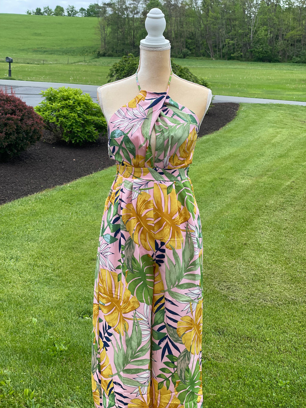 TROPICAL PRINT JUMPSUIT