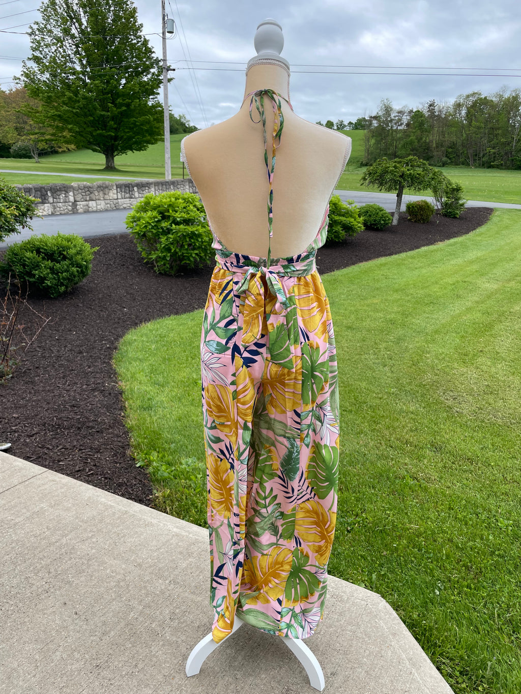 TROPICAL PRINT JUMPSUIT