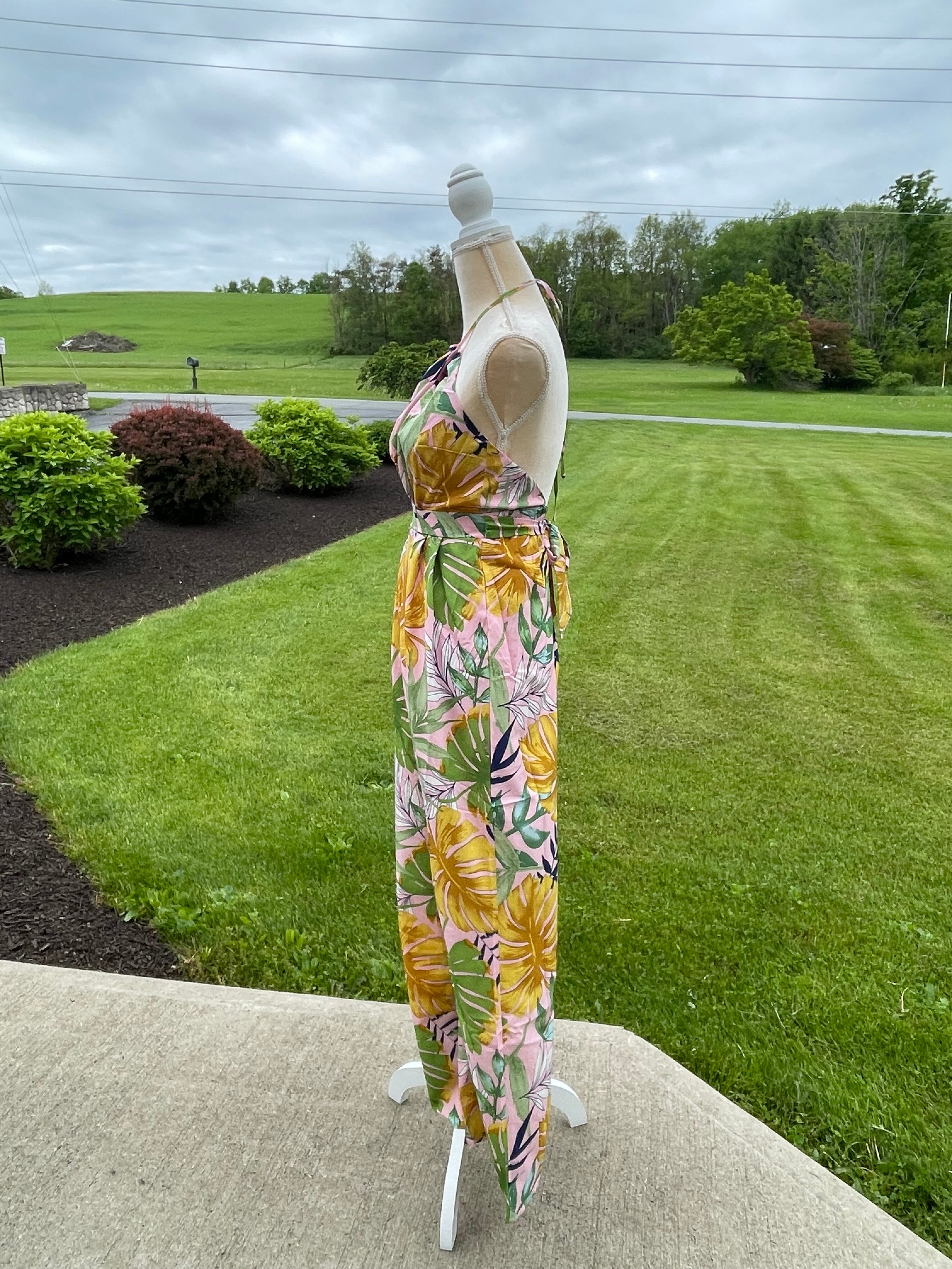 TROPICAL PRINT JUMPSUIT