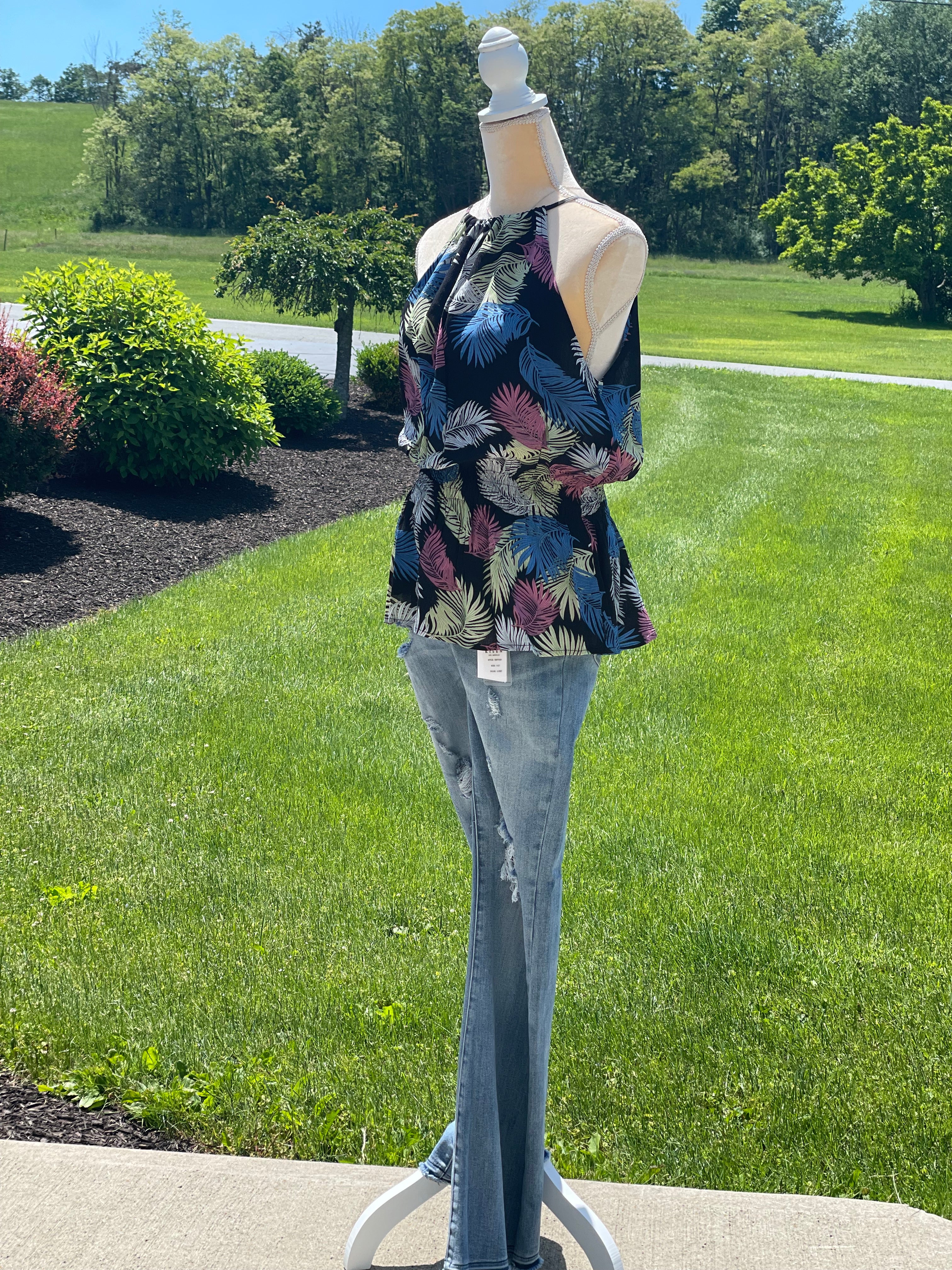 TROPICAL PRINTED HALTER NECK TOP