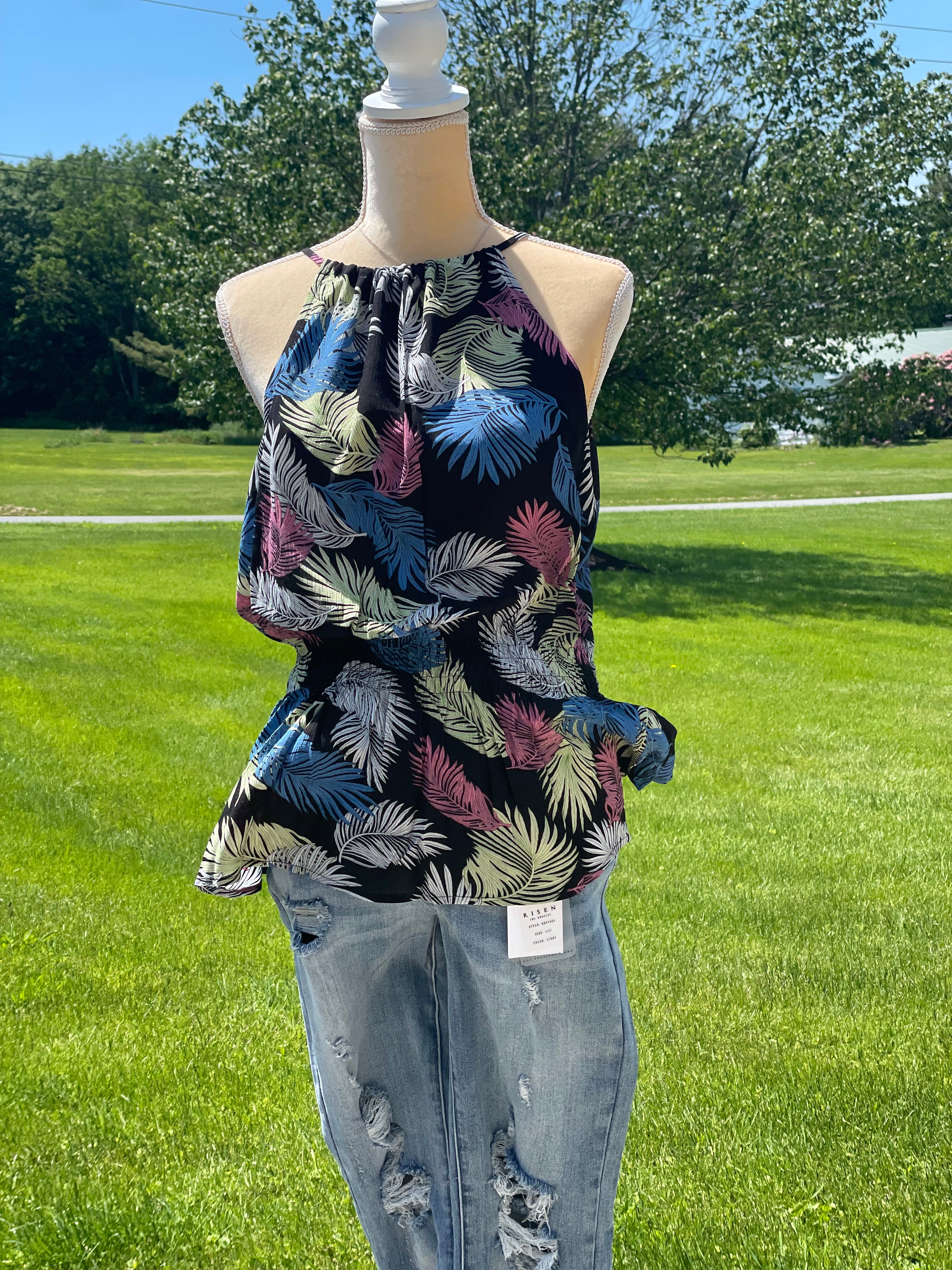 TROPICAL PRINTED HALTER NECK TOP