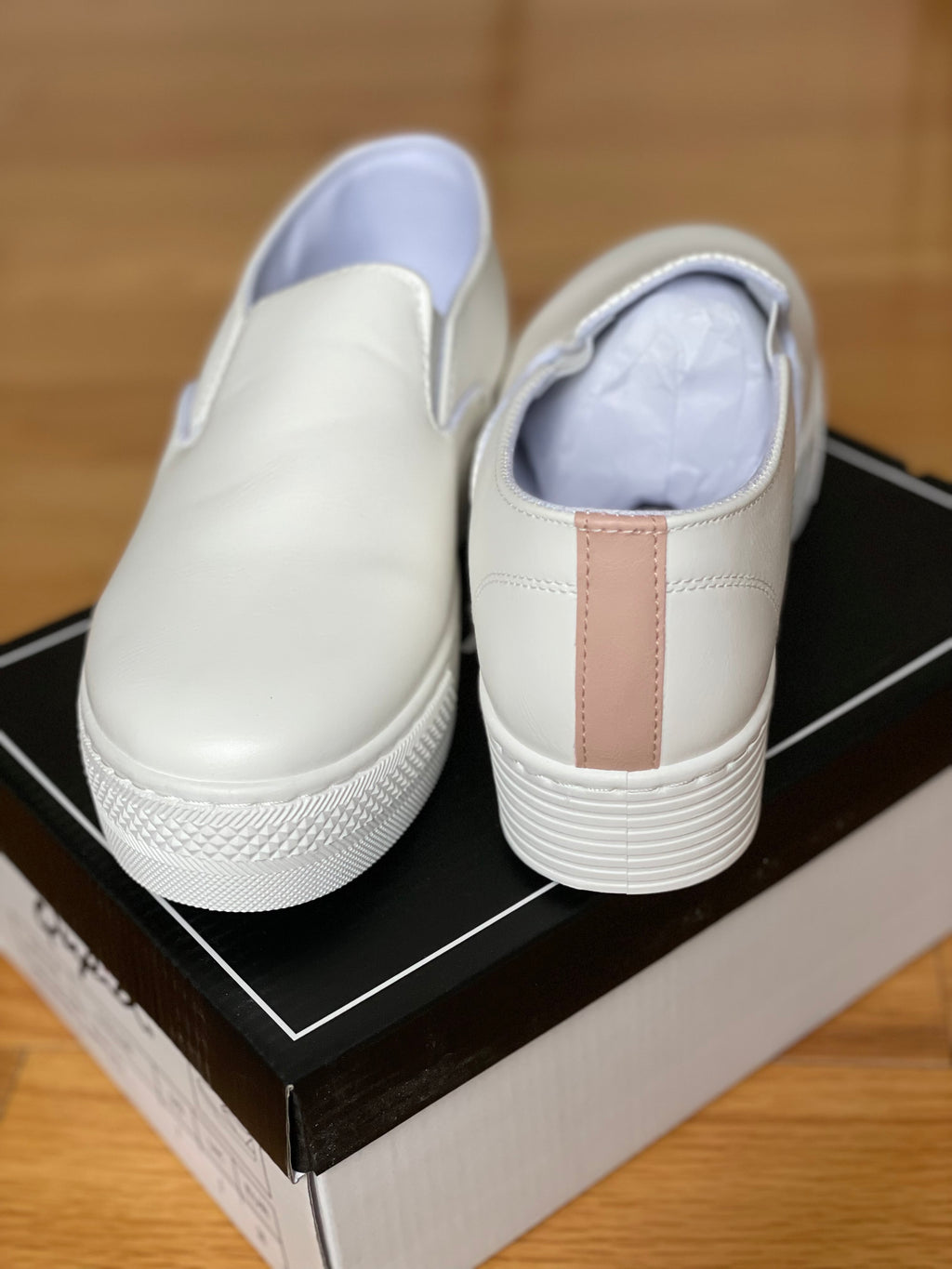 WHITE PLATFORM SLIP ON SNEAKER