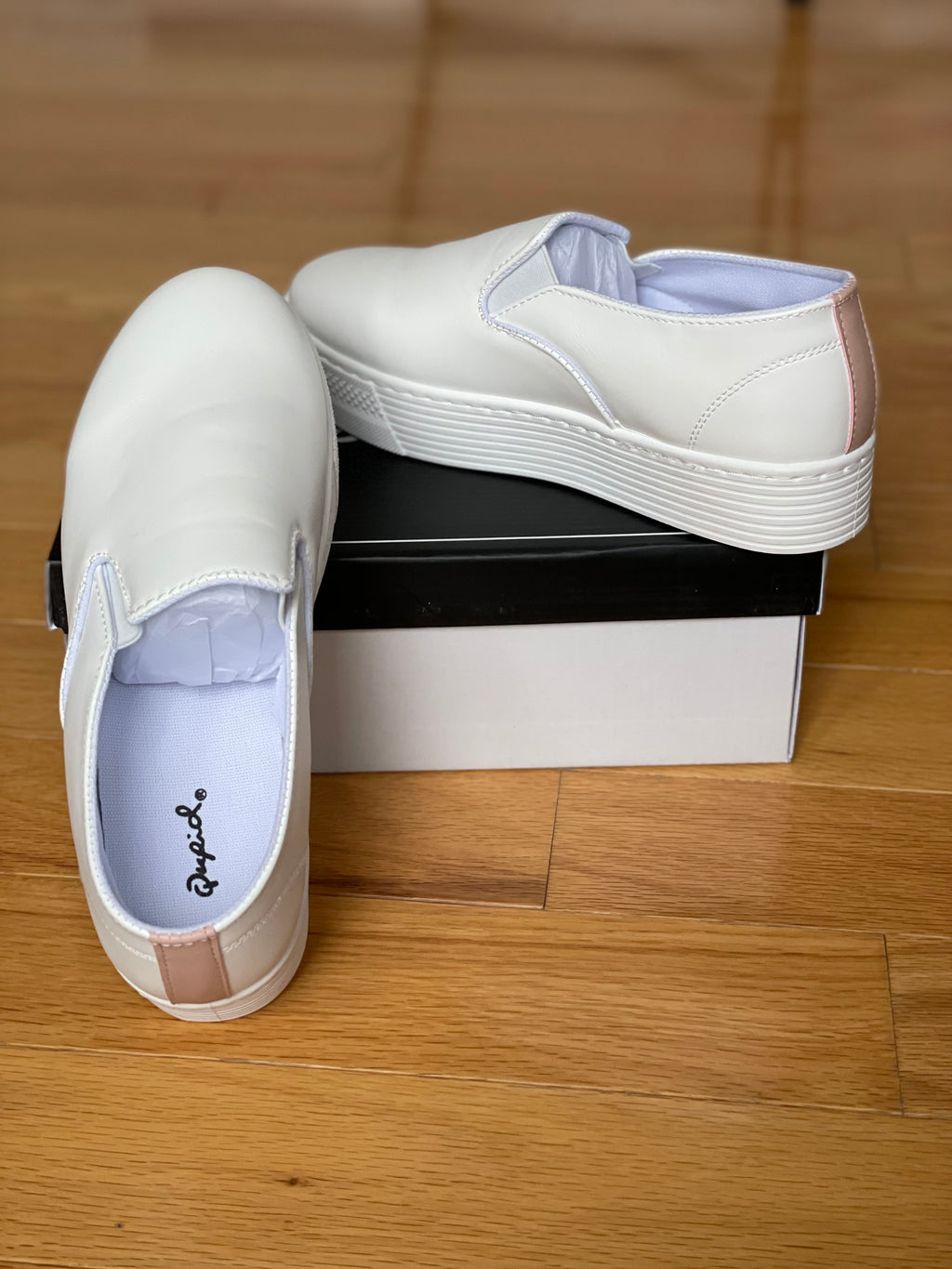 WHITE PLATFORM SLIP ON SNEAKER