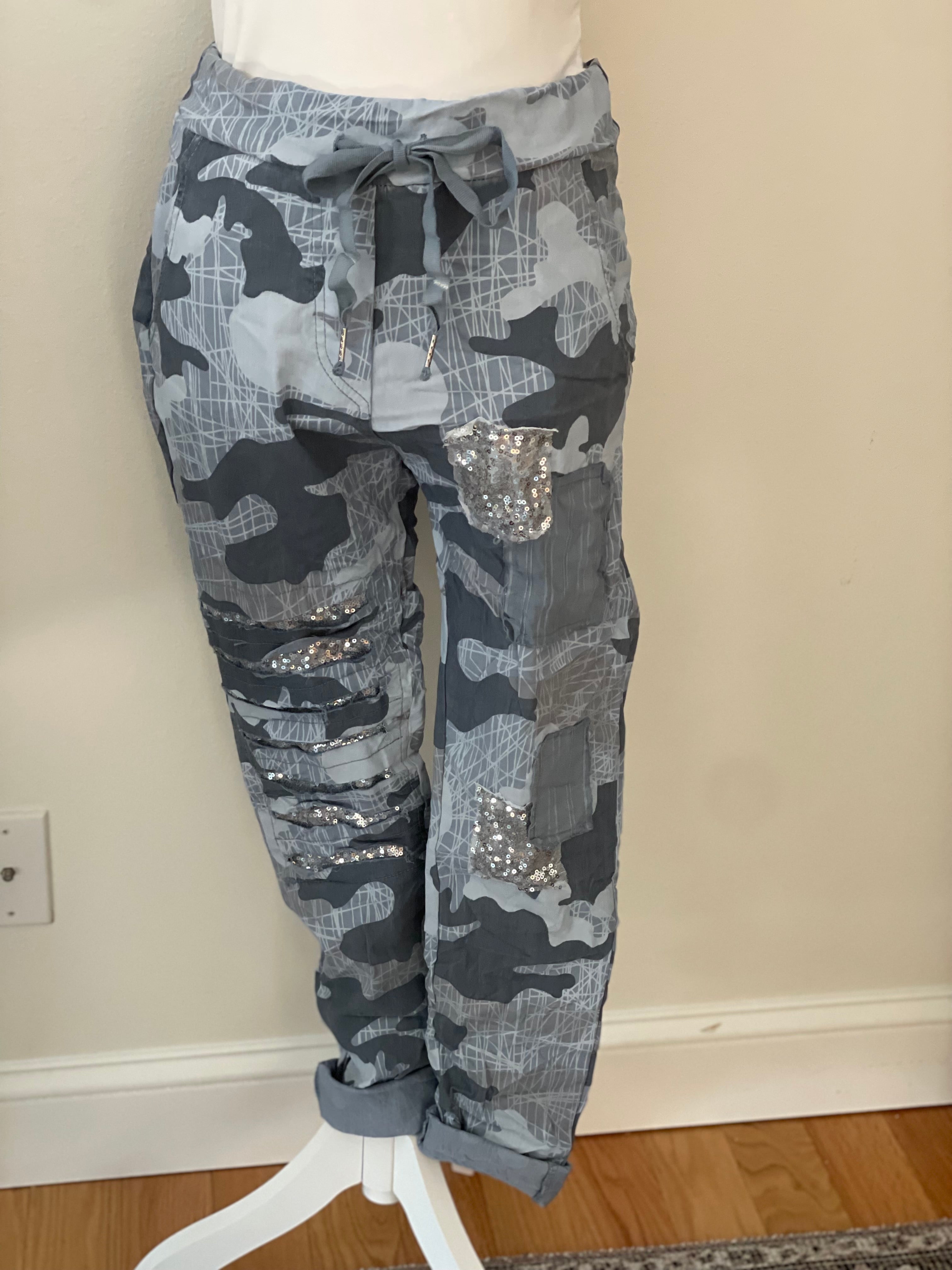 PENCIL SKETCH CAMO CRINKLE JOGGERS