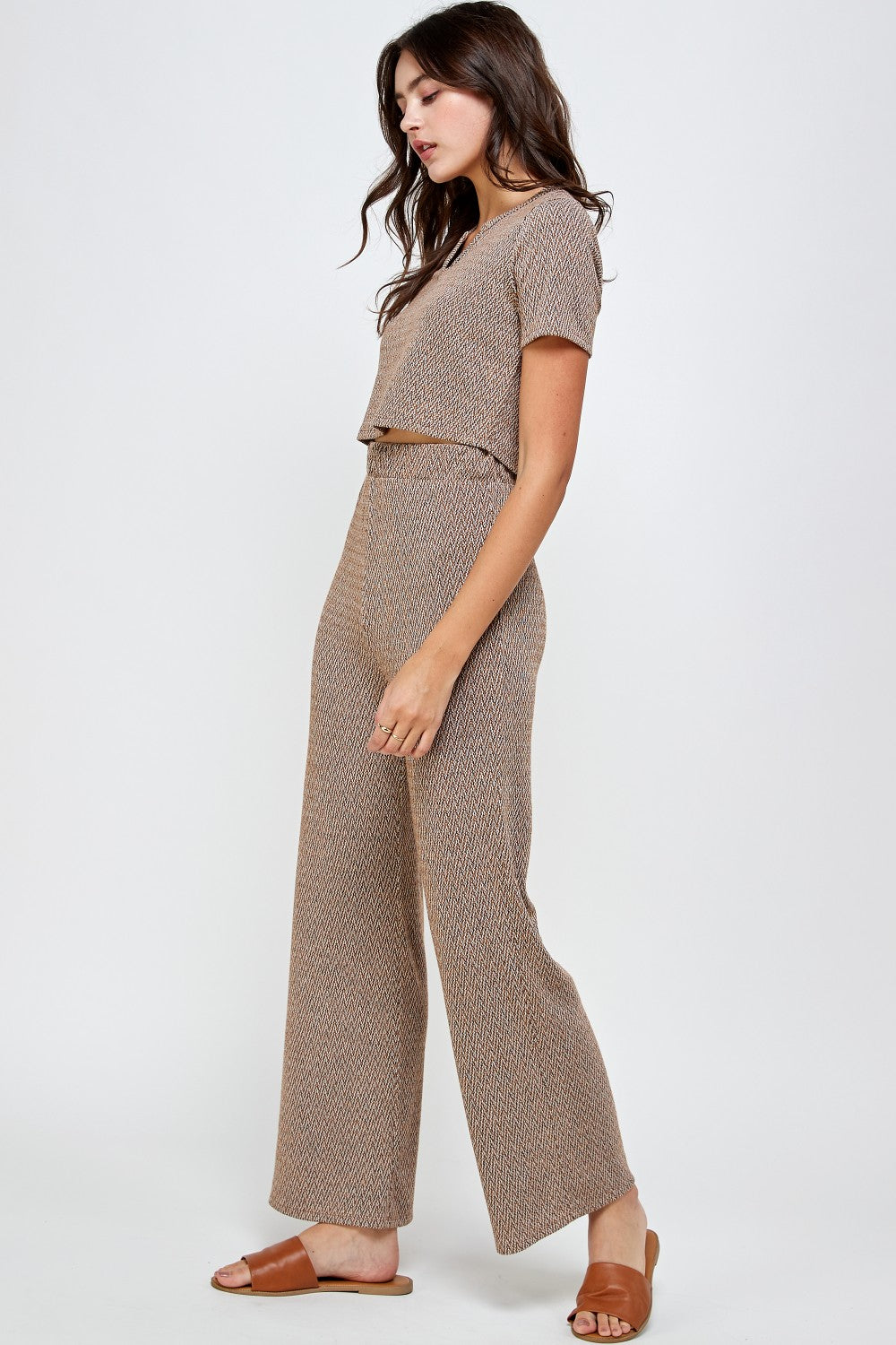 SHORT SLEEVE CROP TOP