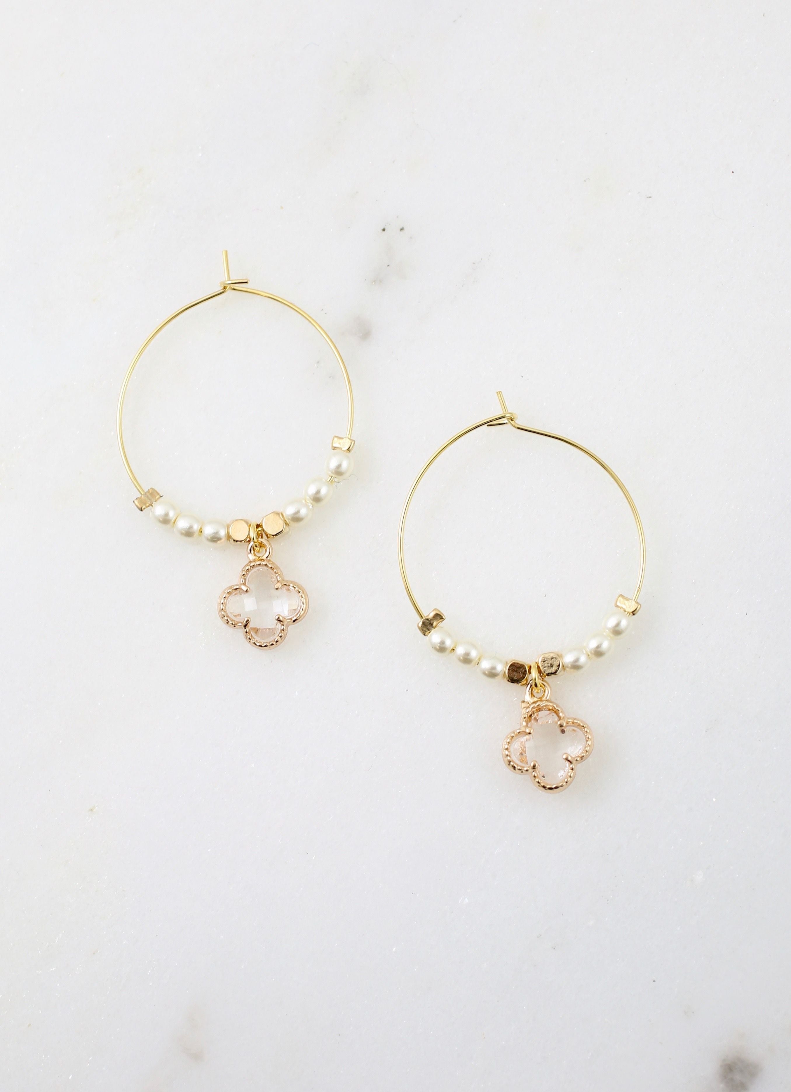 PENZA PEARL AND CLOVER HOOP EARRING