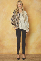 CONTRAST PRINT V-NECK BLOUSE