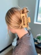 SQUARE CLAW CLIPS 3-COLORS