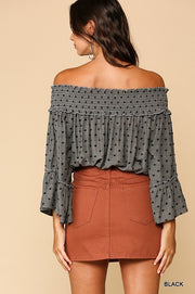 OFF SHOULDER TOP