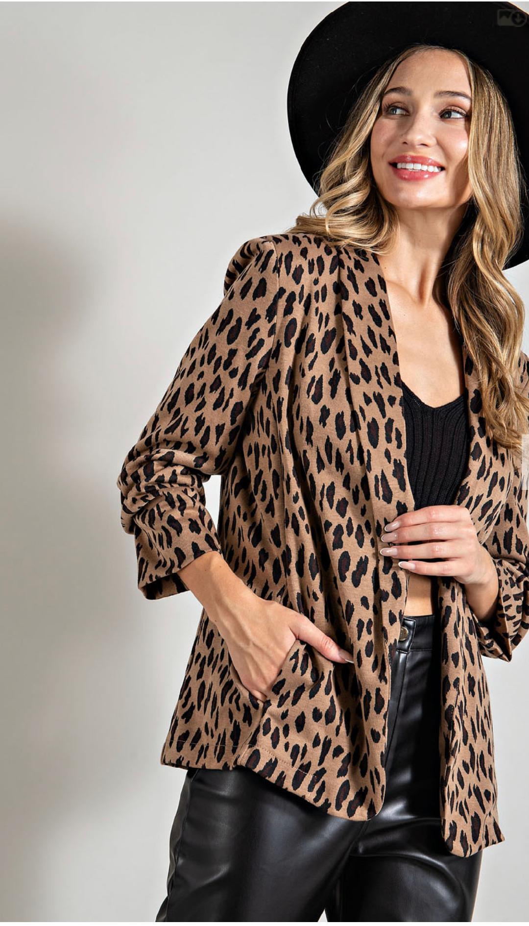 ANIMAL PRINT BLAZER